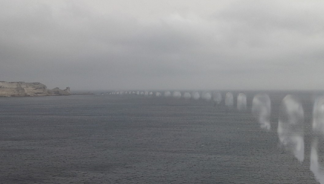 Pont Frontière nuageuse